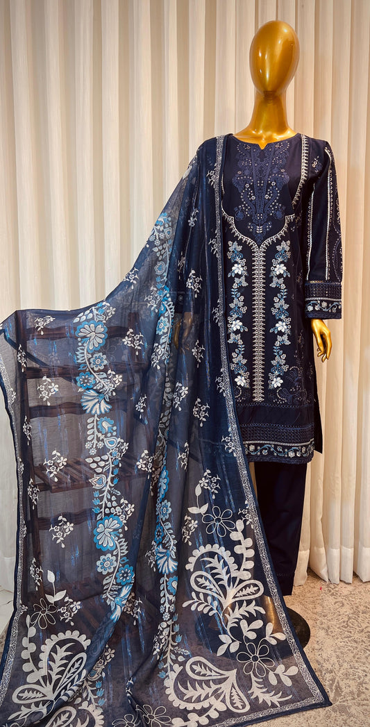 Pakistani Traditional 3 Pcs Suit